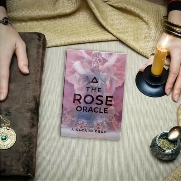 The Rose Oracle card deck - Picture 5 of 12